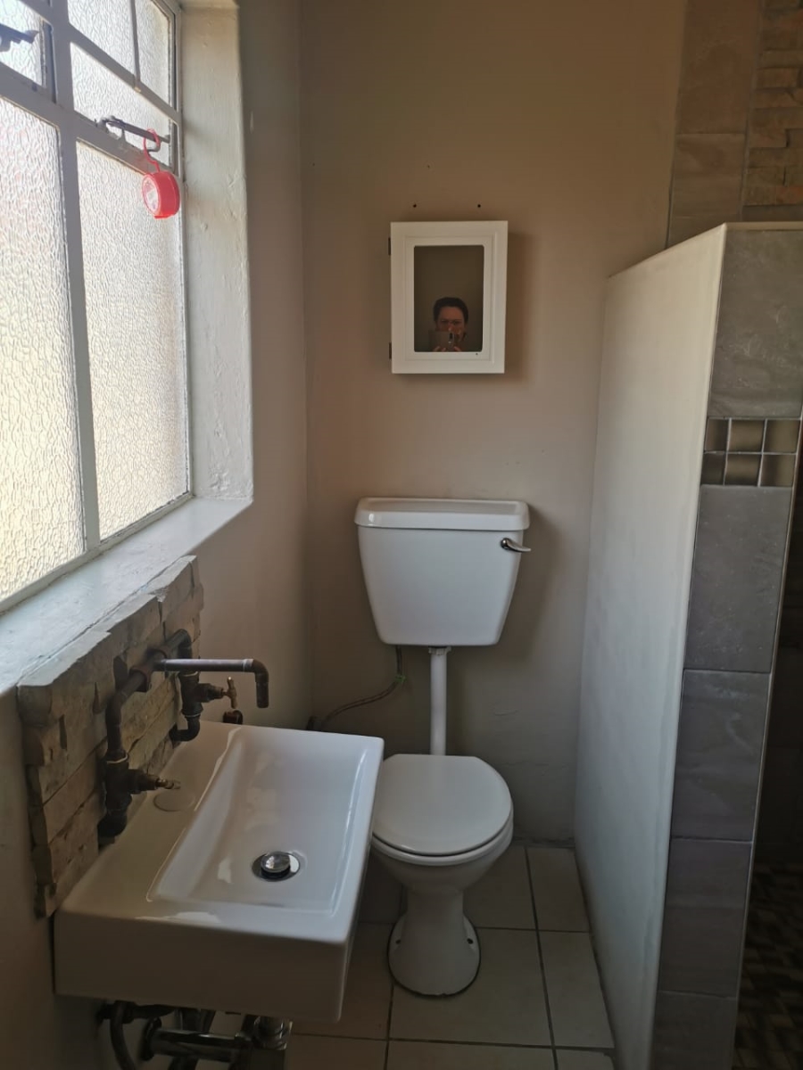 1 Bedroom Property for Sale in Vaalpark Free State